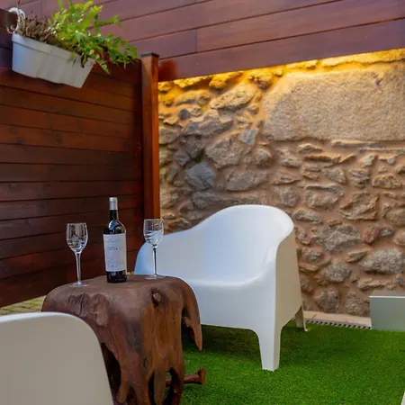 Rua Longa Vut Apartament *